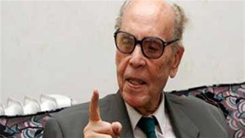 مصطفى الشكعة 