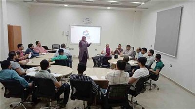 دورة تدريبية للتعامل مع ذوي الهمم بمياه سوهاج