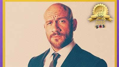 أحمد مكي يحسم لقب أفضل ممثل في استفتاء 