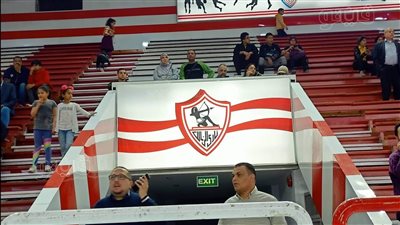 ابن النادي أهو.. شاهد هتافات جمهور الزمالك في احتفالية ألعاب الصالات لـ حازم إمام