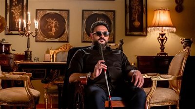 أكرم حسني يفقد بصره بالحلقة 21 من مسلسل مكتوب عليا 