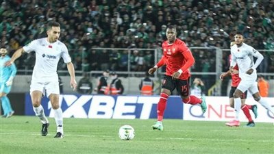 الرجاء يحرز الهدف الأول في شباك الأهلي بعد مرور 5 دقائق  | صور