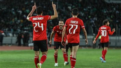 لاعبو الأهلي يحتفلون بالتأهل لنصف نهائي دوري أبطال أفريقيا | فيديو