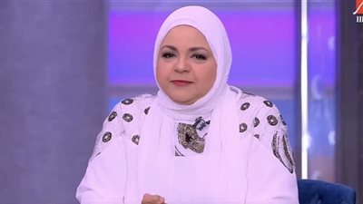 حنان ماضي تروي قصة غريبة حدثت لها جعلتها تصرف النظر عن عملية تجميل | فيديو