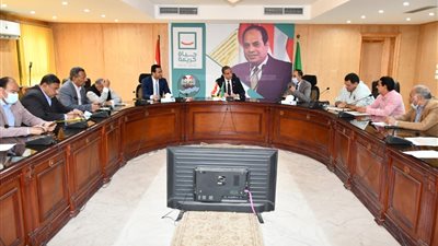 الطرق والكباري: الانتهاء من خطة الرصف بالفيوم في موعدها