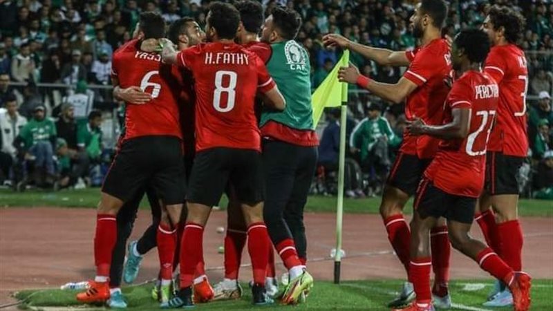 لاعبو الأهلي