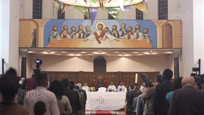 الأسقفية تتزين بالأضواء احتفالا بعيد القيامة المجيد