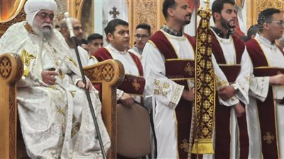 لقطات من قداس عيد القيامة المجيد بمطرانية الأقباط الأرثوذوكس بالإسماعيلية