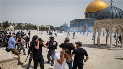 ممثل أمريكي: إسرائيل تستهدف المصلين في الأقصى بشكل ممنهج