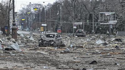 بريطانيا تعلن تجميد أصول مجموعة الصلب إيفراز لرومان أبراموفيتش