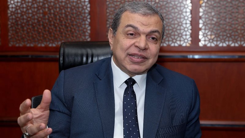 وزير القوى العاملة