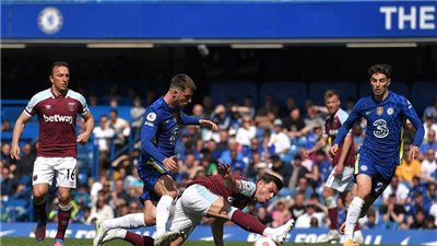 توخيل يكشف عن تشكيل تشيلسي أمام إيفرتون