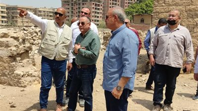 مصطفى وزيري يتفقد عددا من الآثار الإسلامية بمصر القديمة 
