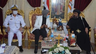 نائب محافظ الوادي الجديد تقدم التهنئة بعيد القيامة المجيد بكنيسة العذراء بالخارجة