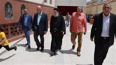 مسئولو أجهزة المدن الجديدة يقدمون التهنئة للإخوة الأقباط بمناسبة عيد القيامة المجيد