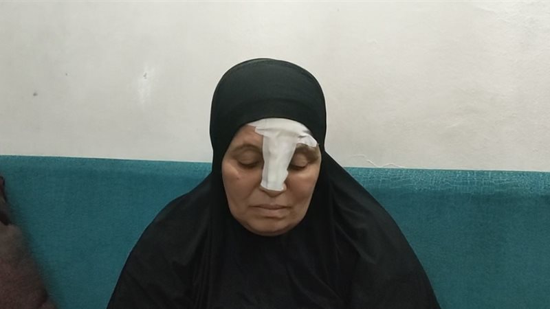 ابن عاق يعتدي على