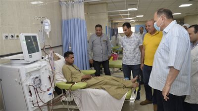 محافظ أسيوط يتفقد مستشفى أبوتيج النموذجي 