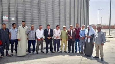 رئيس مدينة القنطرة بالإسماعيلية ولجنة من الزراعة يتفقدون صوامع القمح | صور