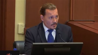 جوني ديب يبرّر رسائله المخيفة عن آمبر هيرد: كانت دعابة ومزحة