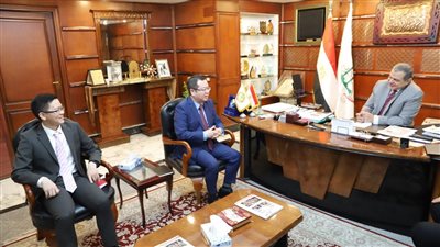 وزير القوى العاملة يبحث التعاون المشترك مع وفد 