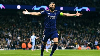 بنزيما يسجل أهدافا أكثر من 7 فرق في الأدوار الإقصائية بدوري أبطال أوروبا