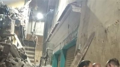 انهيار عقار قديم بمنطقة العطارين بالإسكندرية 