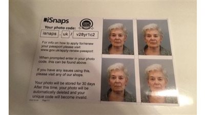 لون شعر ثمانينية يعرقل حصولها على جواز سفر