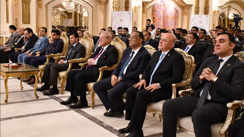 وزير الرياضة يشهد