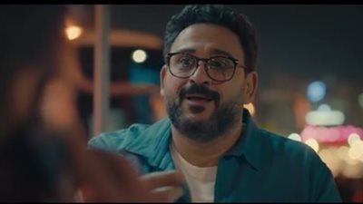 أكرم حسني وأسرته يعملون في كوافير حريمي بالحلقة 25 من مسلسل مكتوب عليا 