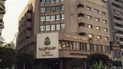 أبرز المستفيدين من قرار استثناء مستلزمات الإنتاج والمواد الخام من قيود الاستيراد