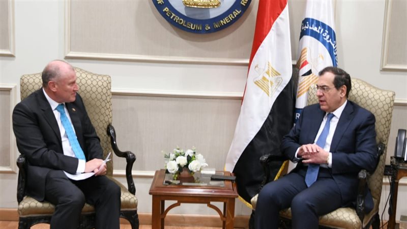 الوزير مع سفير أستراليا