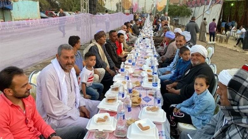 أكبر مائدة إفطار