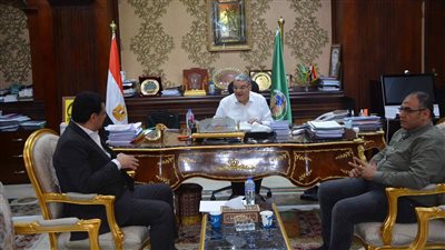 الغرفة التجارية تدعم المنيا بـ 4 آلاف كرتونة مواد غذائية 