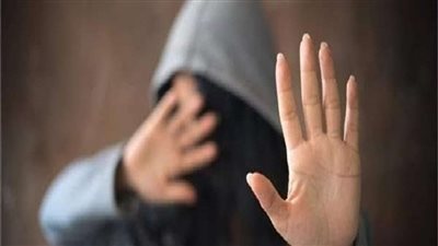 إحالة عامل لاتهامه بتصوير السيدات داخل حمام مطعم بمدينة نصر للمحاكمة 