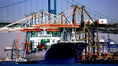 أكبر 10 أسواق تستحوذ على صادرات الصناعات الكيماوية.. تعرف عليها 