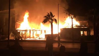 انتداب المعمل الجنائي لبيان أسباب نشوب حريق بسوق الجملة في أكتوبر 