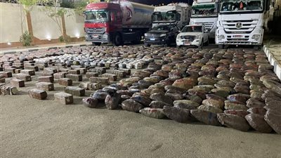 5 قرارات للنيابة العامة بشأن محاولة تهريب أكبر شحنة مخدرات بالقناة