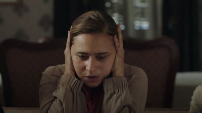 نيللي كريم تتنازل مقابل رجوع بناتها في فاتن أمل حربي