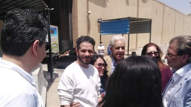 لحظة خروج حسام مؤنس