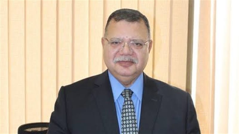 حمدي عبدالعزيز مدير