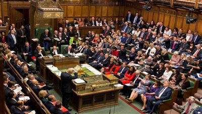 أول قرار بعد فضيحة الأفلام الإباحية بالبرلمان البريطاني