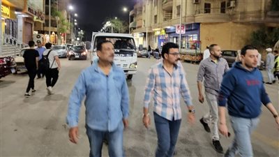 تمشيط شارع الثورة ورفع المخلفات بالعمرانية | صور