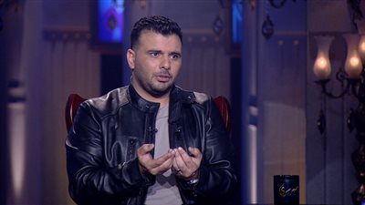 عماد متعب يكشف حقيقة طلب رمضان صبحي منه التوسط له للعودة للأهلي|فيديو
