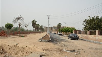 محافظ القليوبية يتابع أعمال رفع تراكمات القمامة بشبرا الخيمة 