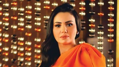 دينا فؤاد: أتمنى صدور قرار بعدم تصوير العزاءات.. وممكن أعتزل الفن في حالة واحدة