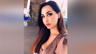 إعلامي سعودي يتحدث عن سبب تخلي هند القحطاني عن فكرة العريس الأمريكي 