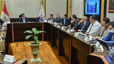 عبدالغفار يتابع تنفيذ خطة التأمين الطبي لاحتفالات عيد الفطر