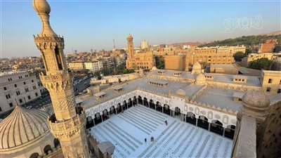 تشمل 1500 دعوة يوميا.. إفطار جماعي للطلاب الوافدين بساحة الأزهر | فيديو