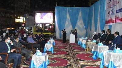 محافظ الفيوم يفتتح معرض يوم الكساء المجاني للأسر غير القادرة | صور