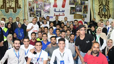 محافظ الفيوم يكرم حفظة القرآن الكريم في ختام شهر رمضان